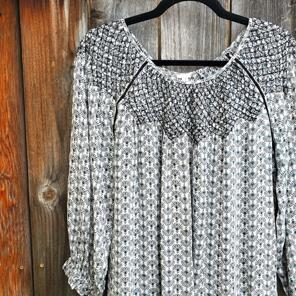 Anthropologie Black and White Printed Peasant Blouse